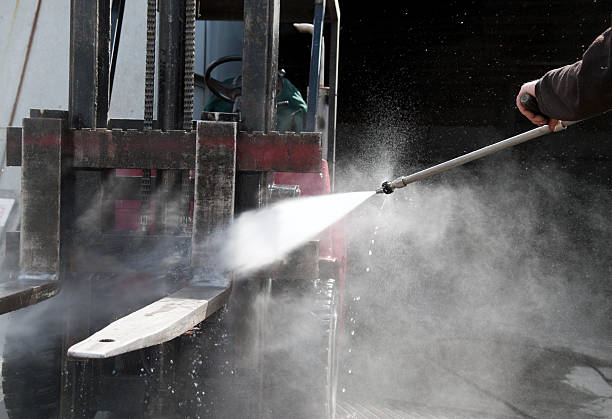 Best Driveway Pressure Washing  in Hicksville, OH